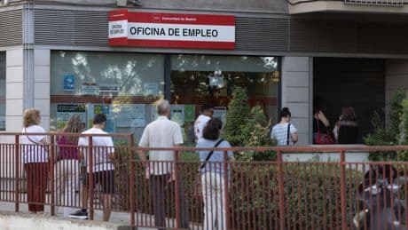 Despedidos por vacaciones: más de 184.000 profesores se van al paro en el peor fin de curso desde que hay registros