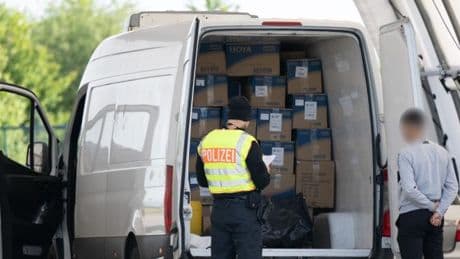 Mann flüchtet bei Grenzkontrolle und stirbt nach Schusswechsel