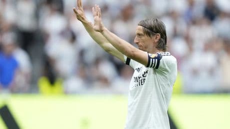 Luka Modric ya es oficialmente jugador del Milan: &quot;Estoy muy contento por iniciar un nuevo capítulo en mi carrera&quot;