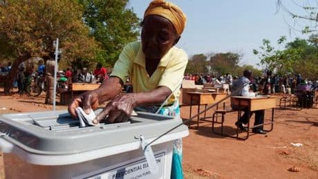 Elections au Malawi : le président sortant, Lazarus Chakwera, affronte son prédécesseur, Peter Mutharika