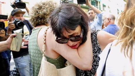 La jueza de Granada acuerda aplazar la entrega del hijo menor de Juana Rivas a su padre hasta el viernes