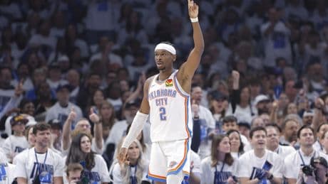 NBA : Gilgeous-Alexander, Jokic et Antetokounmpo finalistes pour le trophée MVP