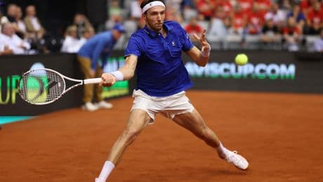 Coupe Davis : Arthur Rinderknech met la France sur orbite contre la Croatie