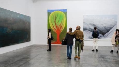 La nécessaire reconfiguration des acteurs de la scène artistique française