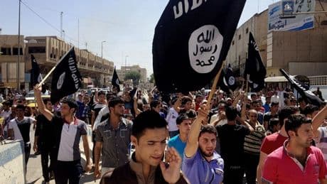 Iraq starts excavation of large mass grave left by rampaging Islamic State