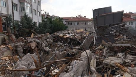 Ankara'da Kızılırmak Sineması yıkıldı