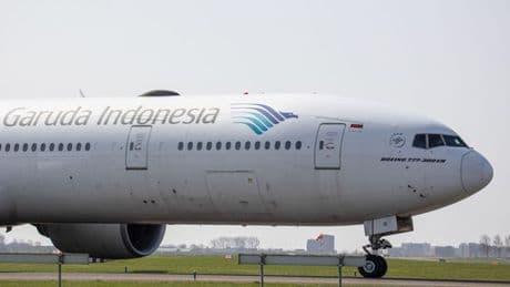 Entire flight cabin crew suspended after passenger makes shock discovery
