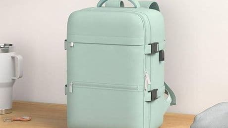 Shoppers rush to snap up £18 cabin bag that's 'perfect hand luggage ' for Ryanair flights
