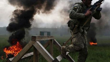 Ukraine-Krieg: Russische Rakete trifft ukrainische Heeresschule