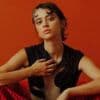 L’artiste Pomme mêle cirque et musique ce soir sur France 4