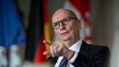 Dietmar Woidke im Interview : Brandenburgs Ministerpräsident schließt Energieimporte aus Russland nicht aus