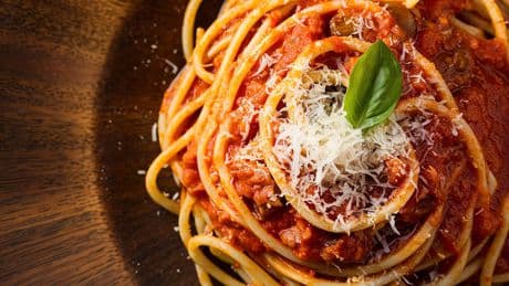 JUST COOKING bei BILDplay streamen - Genießen Sie diese italienischen Klassiker im Mai