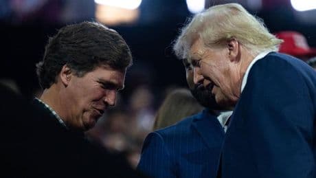 Nach kritischen Kommentaren: Neue Fehde: Trump zofft sich mit seinem früheren Unterstützer Tucker Carlson