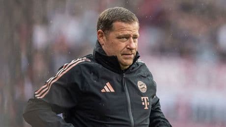 Er sollte einen neuen Vertrag bekommen - Bayern-Bosse vertagen Gespräche mit diesem Star!