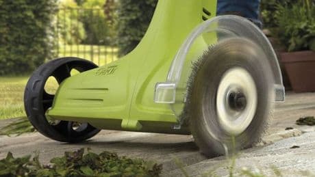 'Very effective' and on-sale electric weed gadget completely clears moss from patios in minutes