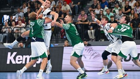 Handball: Handball-Krimi: Füchse Berlin gewinnen Supercup