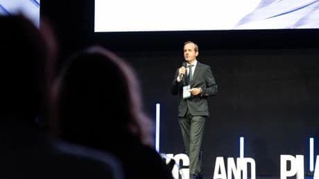 Borja Aznar (Plug and Play): "La colaboración público-privada es clave para recuperar el ritmo inversor en startups en España"