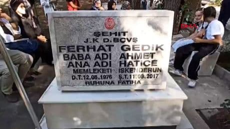 Şehit Başçavuş Ferhat Gedik, Hatay'daki mezarı başında anıldı