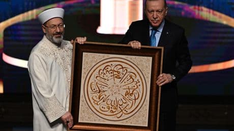 Brief aus Istanbul von Bülent Mumay: Erdoğan gibt Imamen „katholische“ Befugnisse