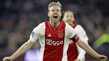 Davy Klaassen lost Jordan Henderson af bij Ajax als ’onze nummer 1’