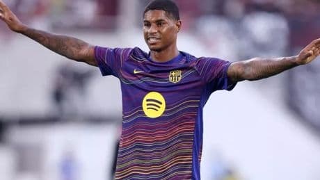 Barcelona forced to release short statement after Marcus Rashford's debut