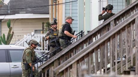 More escaped New Orleans inmates captured as manhunt for last pair continues