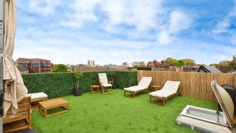 London home has eye-watering price tag but comes with big secret on the roof