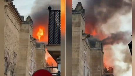 El incendio en la Mezquita de Córdoba, extinguido por la rapidez de los bomberos: "Habrá daños, pero no será una catástrofe"