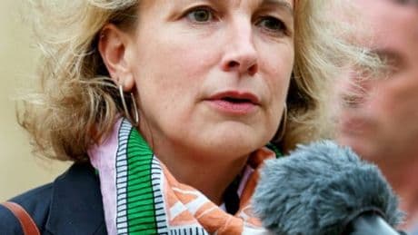 "Faire payer les entreprises qui ne jouent pas le jeu": Marylise Léon (CFDT) dénonce "le musée des horreurs" des annonces de Bayrou