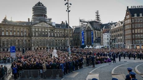 Nederland 2 minuten stil voor oorlogsslachtoffers