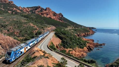 Renaud Muselier distribue 60.000 tracts dans le Var pour défendre sa ligne ferroviaire contre les «contrevérités»