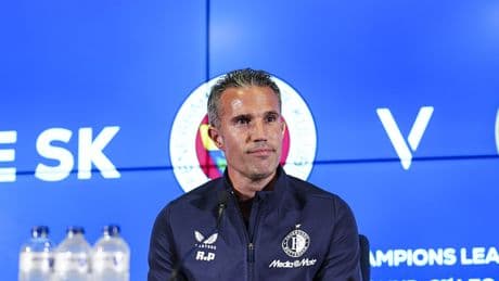 Robin van Persie: Tur şansını yüzde 50 olarak görüyorum