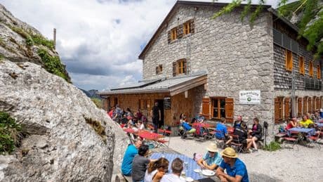 Deutscher Alpenverein: Run auf Berghütten in den Alpen