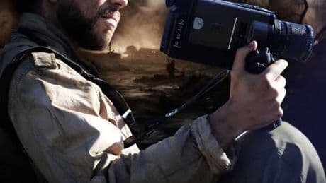 Arriva sugli schermi la storia di Grilz, reporter di guerra costi quel che costi