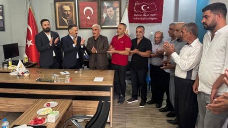 Diyarbakır'da İYİ Parti'nin ilçe teşkilatı AK Parti'ye geçti