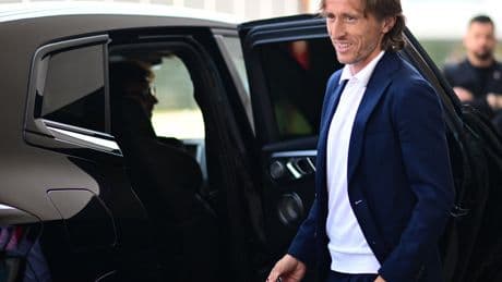 Luka Modric oficializa su fichaje por el Milan
