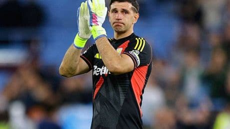 Aston Villa fans convinced Emi Martinez is leaving club after actions at final whistle