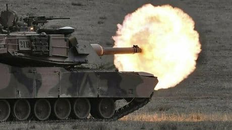 Olanda, il maxi piano in caso di attacco russo: carri armati Leopard, missili Tomahawk e 200.000 nuovi soldati e riservisti