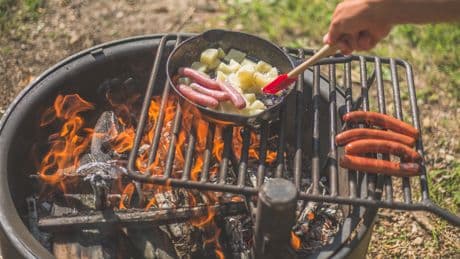 Emaille, Eisen oder Edelstahl: Welches ist das beste Grillrostmaterial?