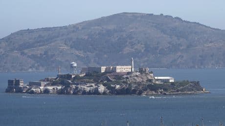 Donald Trump ordena reabrir la prisión de Alcatraz cerrada en 1963