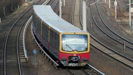 Berlin: Defekte Weiche auf S-Bahn-Strecke – Ausfälle und Verspätungen