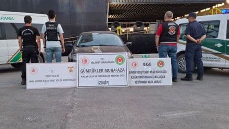 İzmir'de 54 ton kaçak akaryakıt ele geçirildi