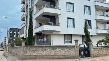 Şanlıurfa'da balkondan düşen 1 yaşındaki bebek hayatını kaybetti