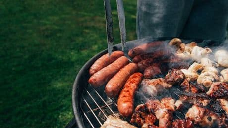 Weight-loss doctor has warning over barbecue food that's a 'calorie bomb'