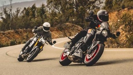 Suzuki GSX-8T e GSX-8TT, le moto con linee classiche disegnate in Italia