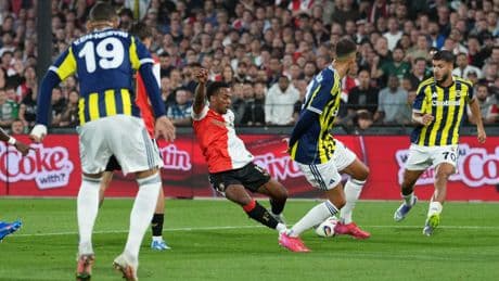 Fenerbahçe'de değişen bir şey yok