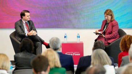 La nueva geopolítica inquieta a la empresa valenciana