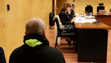 Condenado a 30 años de cárcel el hombre que mató a una mujer para robarle la autocaravana