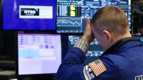Los inversores huyen de la deuda americana tras la rebaja de rating de Moody's