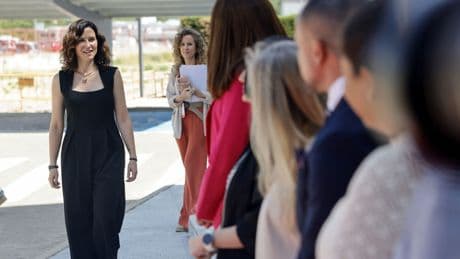 Ayuso envía una carta a Sánchez donde rechaza su propuesta estrella sobre vivienda para la Conferencia de Presidentes